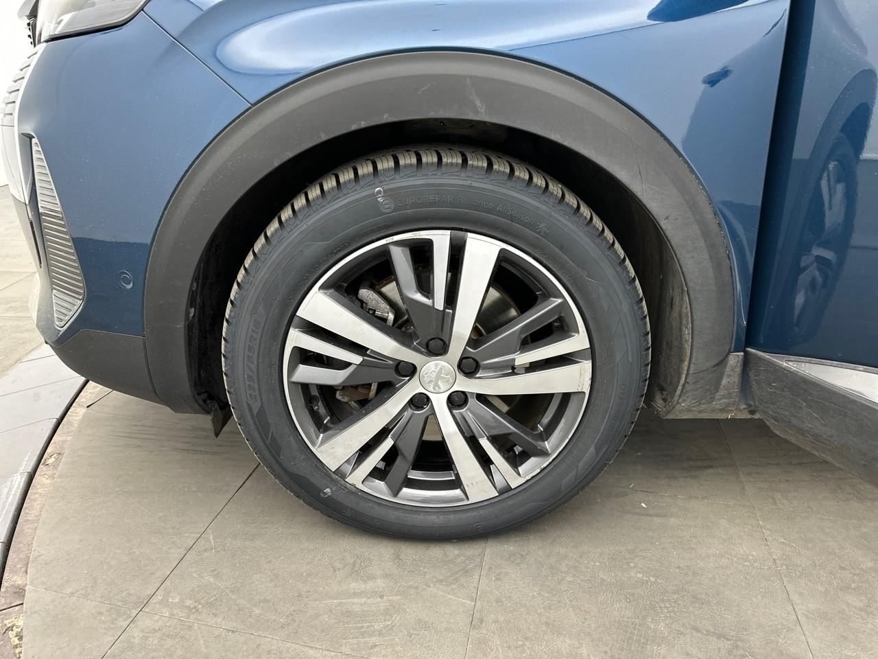 Peugeot 3008 hybrid 225 e-eat8 roadtrip — photo 14