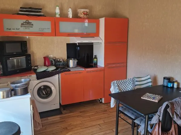 Appartement deux pièces plein de charmes, centre-ville, libre le 19 septembre