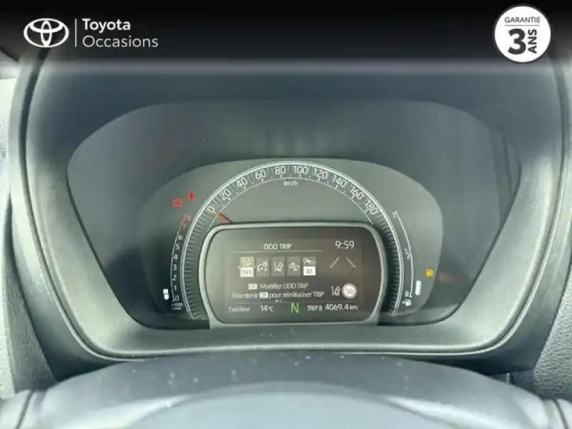 Toyota Aygo x 1.0 vvt-i 72ch dynamic s-cvt my24 — photo 14
