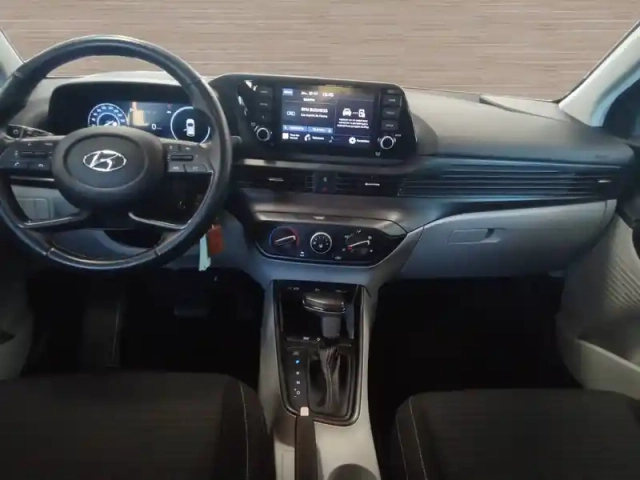 Hyundai I20 1.0 t-gdi 100 dct-7 hybrid 48v — photo 10