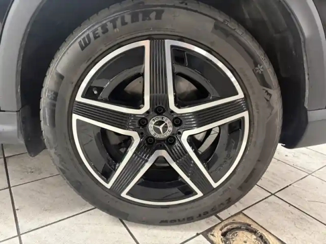 Mercedes Glc 220 d 4matic amg line — photo 29