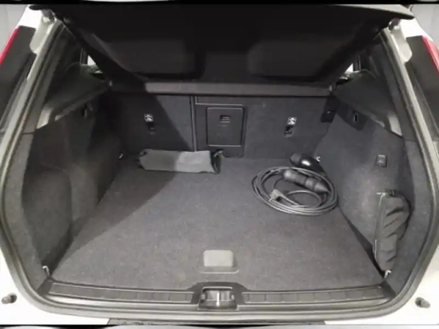 Volvo Xc40 t4 recharge 129 + 82ch plus dct 7 — photo 32