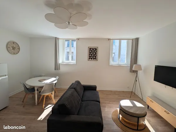 Location Appartement centre Pzrogueux