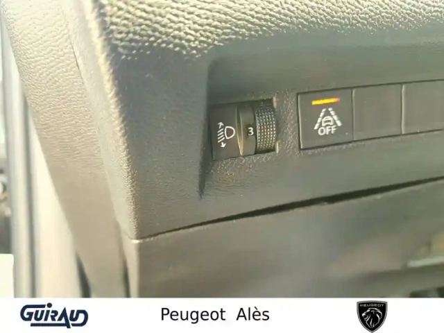 Peugeot 2008 bluehdi 130 s&amp;s eat8 — photo 57