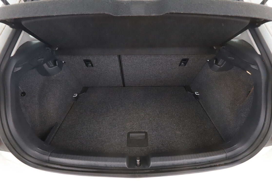 Volkswagen Polo 1.0 TSI Carat DSG7 — photo 16