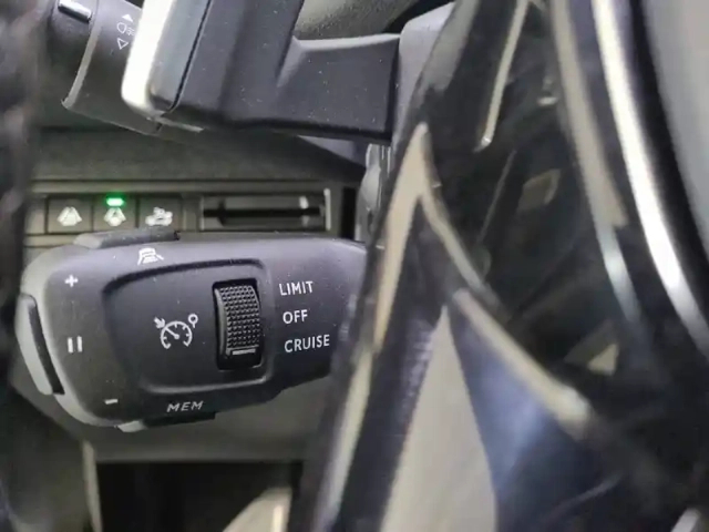 Peugeot 5008 bluehdi 180ch s&amp;s eat8 — photo 36