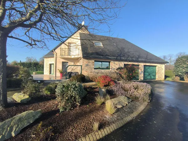 Maison 8 pièces 181 m²