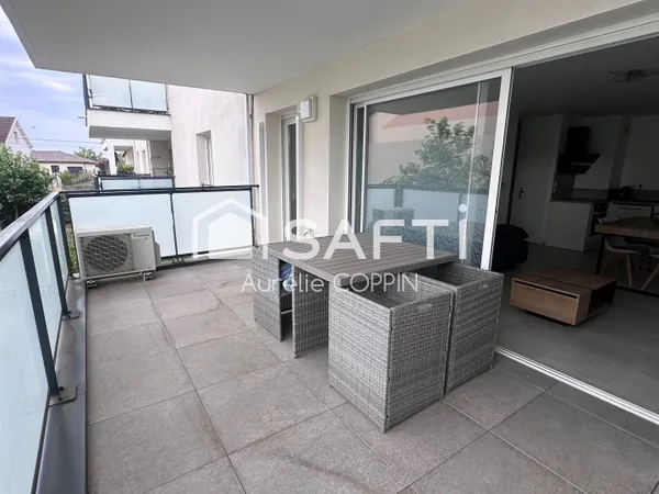 T3 meublé avec balcon et garage à Tignieu