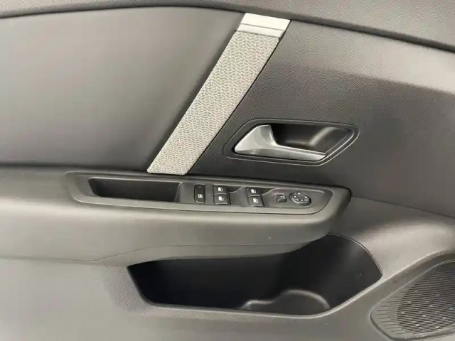 Citroën C4 puretech 130 s&amp;s bvm6 — photo 27