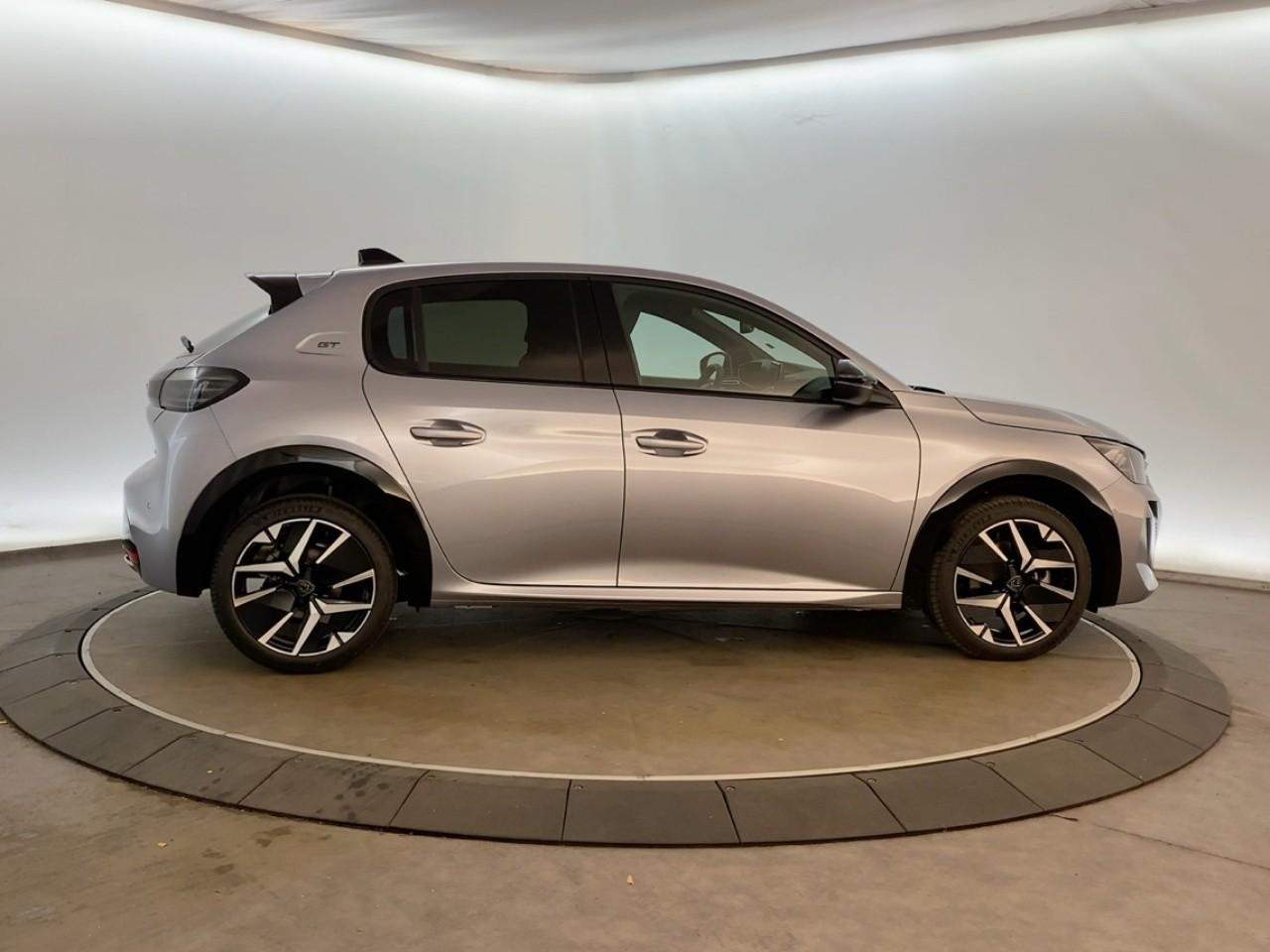Peugeot 208 hybrid 145 ch e-dcs6 gt — photo 4