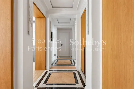 Appartement 4 pièces 130 m²