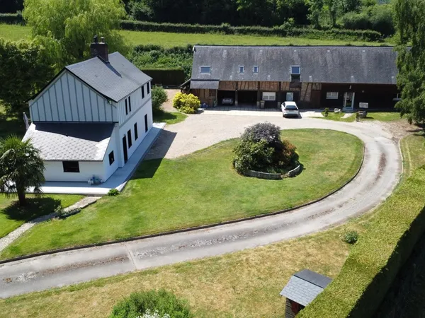 Vends maison 315m² Propriété d'exception rénovée et sa longère en lisière de forêt