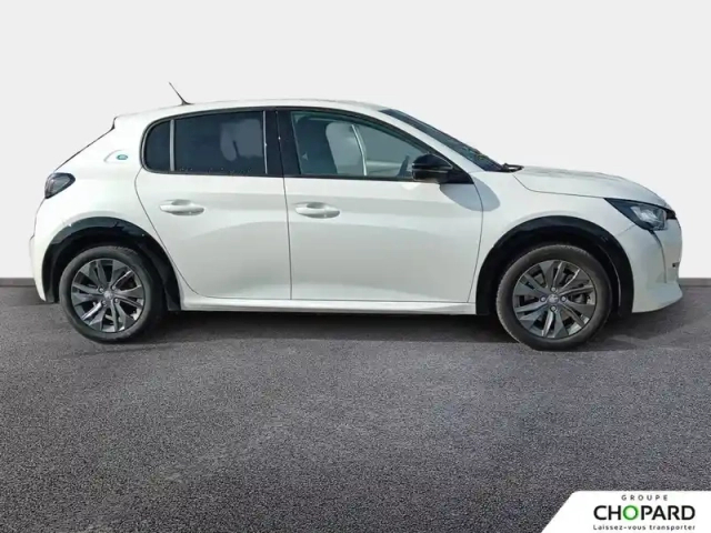 Peugeot 208 electrique 50 kwh 136ch — photo 41