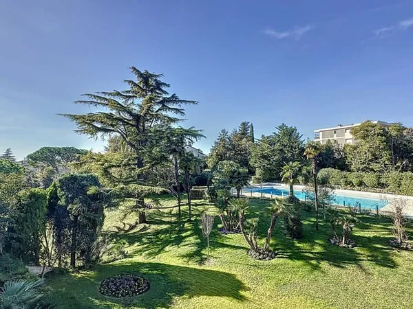 Appartement 3 pièces 92 m²