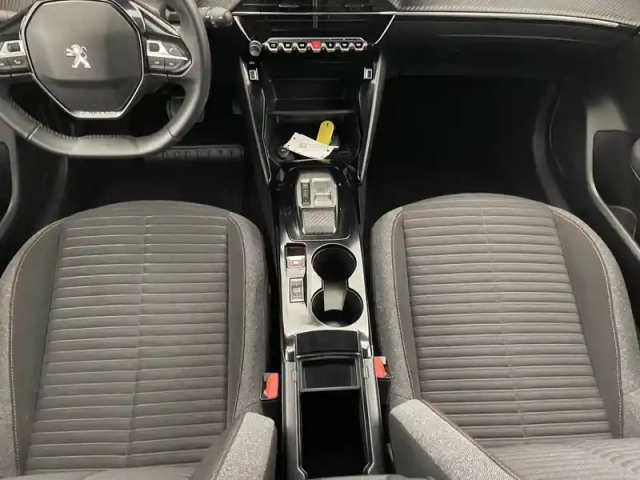 Peugeot 208 electrique 50 kwh 136 — photo 25