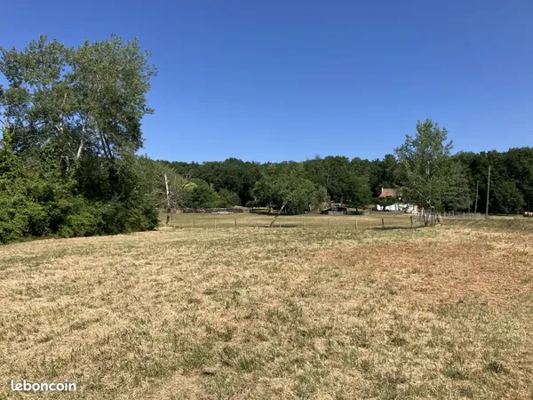 Terrain 1 500 m² Bergerac
