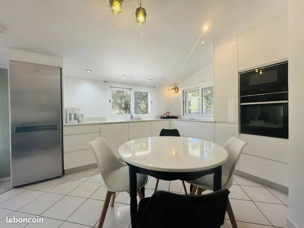 Villa Jack meublée 75 m² à Soulac-sur-Mer, plage 100 m - 1 100 / mois CC