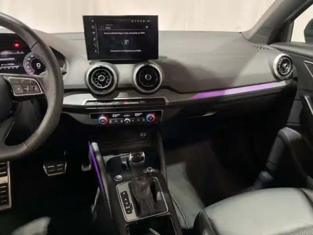 Audi Q2 35 tdi 150 s tronic 7 s line plus — photo 10