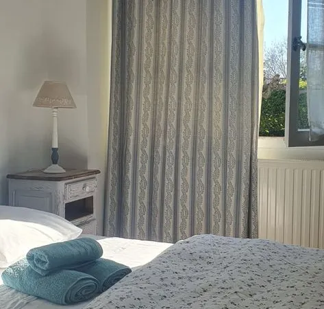 Studio meublé au calme