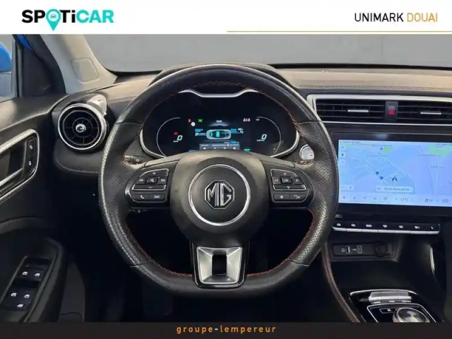 Mg Zs ev 156ch - 70kwh luxury — photo 12