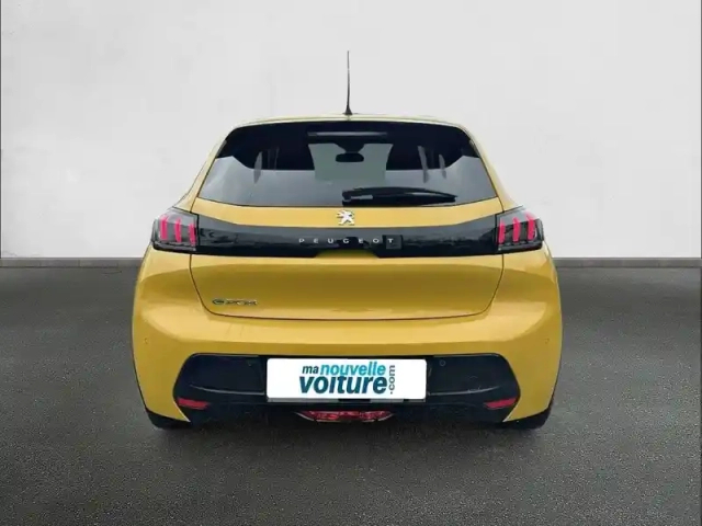 Peugeot 208 electrique 50 kwh 136ch — photo 28