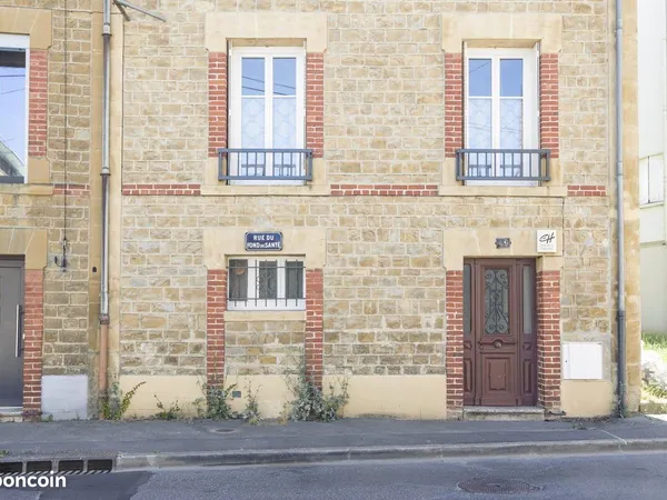 Studio 1 pièce 29 m²