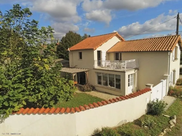Belle Maison de Campagne Avec 2 Chambres et une Vue Magnifique