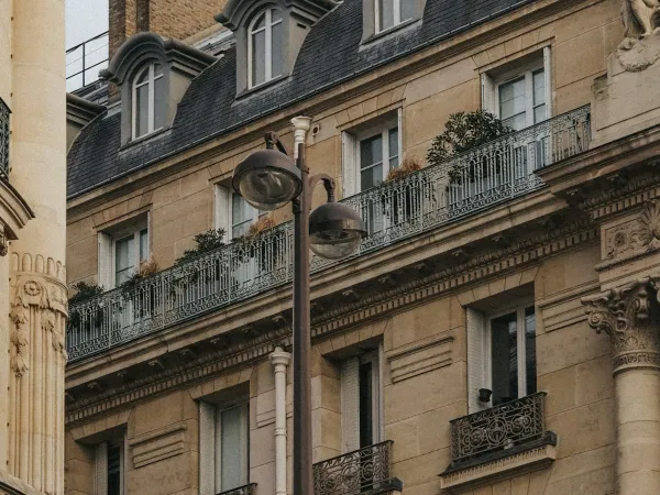 Compte du logement 2025 : 620,7 milliards d'euros de dépenses, 28 % du budget des ménages, et un investissement qui recule de 4,4 %
