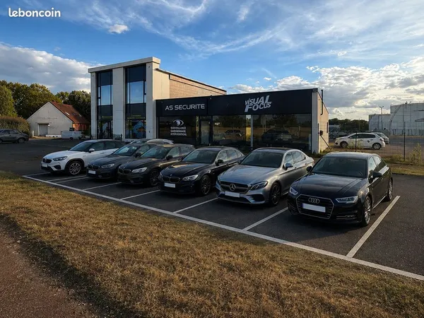LOCAL COMMERCIAL 146 m² EMPLACEMENT N°1 SAINT-JEAN-DE-BRAYE