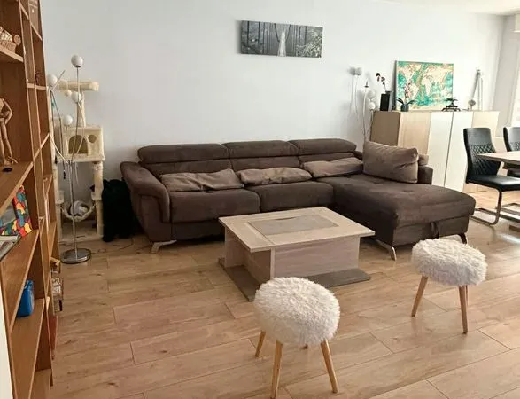 T3 traversant 83,7 m² avec terrasse et parking - Lille Cormontaigne