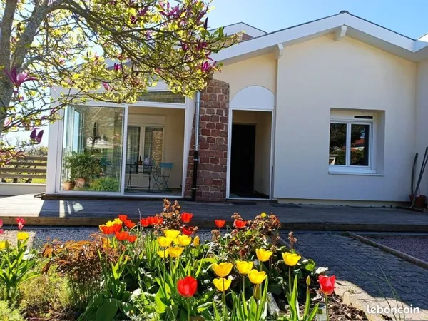 Cordelle villa 160m², 4 chambres 1500m² terrain