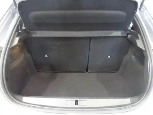 Peugeot 208 1.5 bluehdi 100ch s&amp;s active pack — photo 10