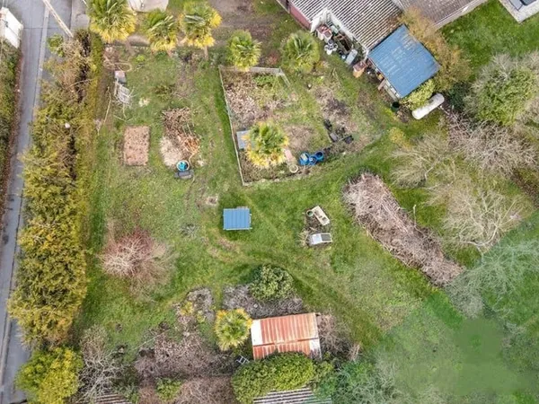 Terrain 516 m²