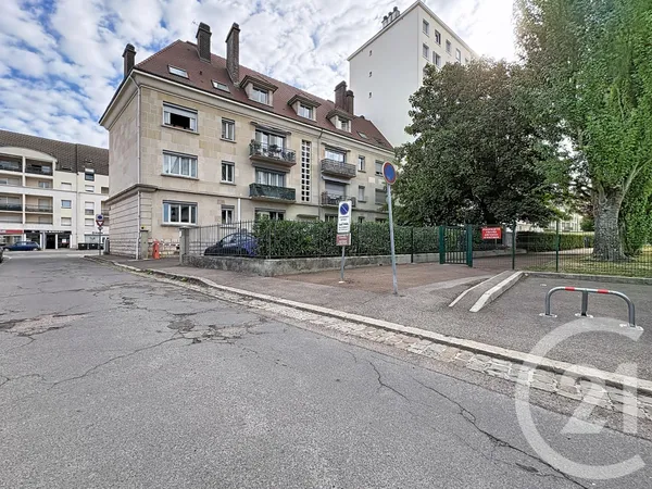 Appartement 4 pièces 83 m²