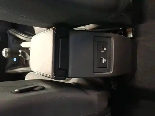 Dacia Duster eco-g 100 4x2 — photo 39