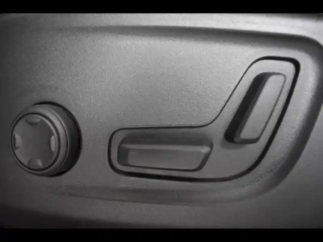 Volvo Xc40 t5 recharge 180 + 82ch plus dct 7 — photo 11