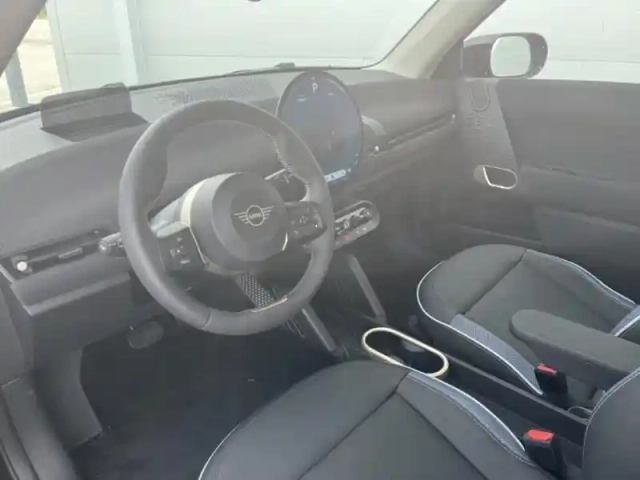 Mini Cooper 3 portes se 218ch classic — photo 4