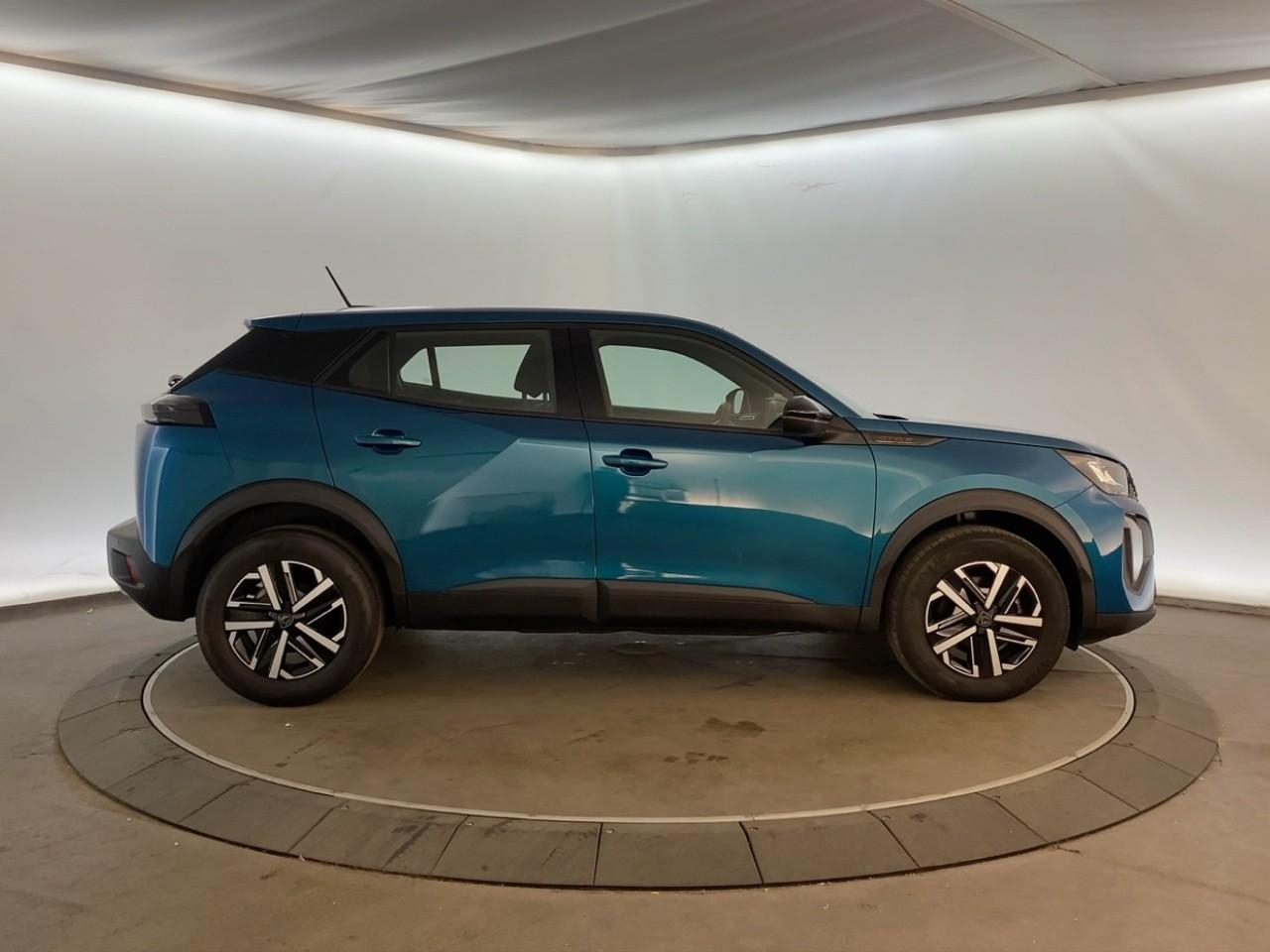 Peugeot 2008 hybrid 136 e-dcs6 style — photo 4
