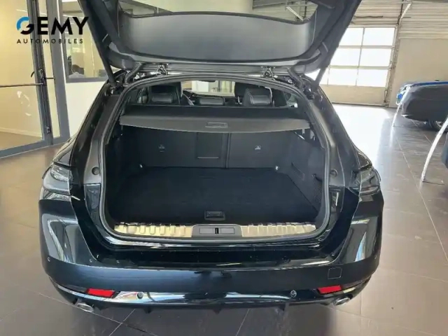 Peugeot 508 sw hybrid 225 e-eat8 — photo 6