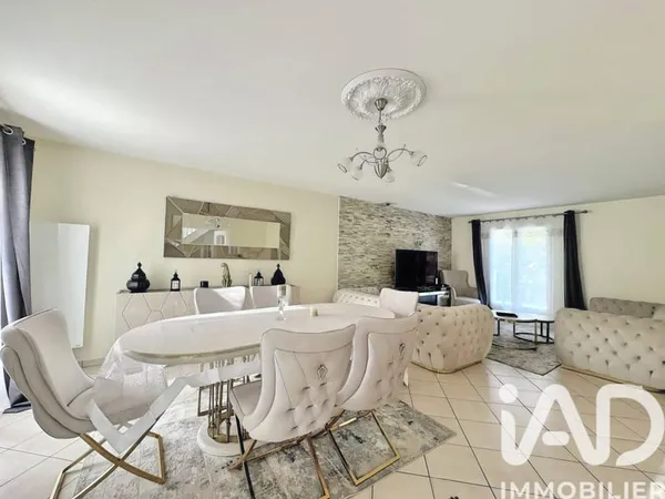 Maison 6 pièces 144 m²