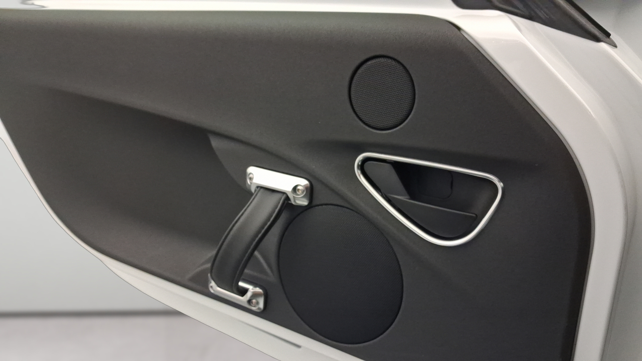 Alfa Romeo 4C 1750 Tbi 240 ch TCT — photo 17