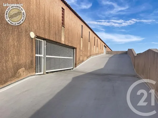 Garage/box 29 m² Port Leucate