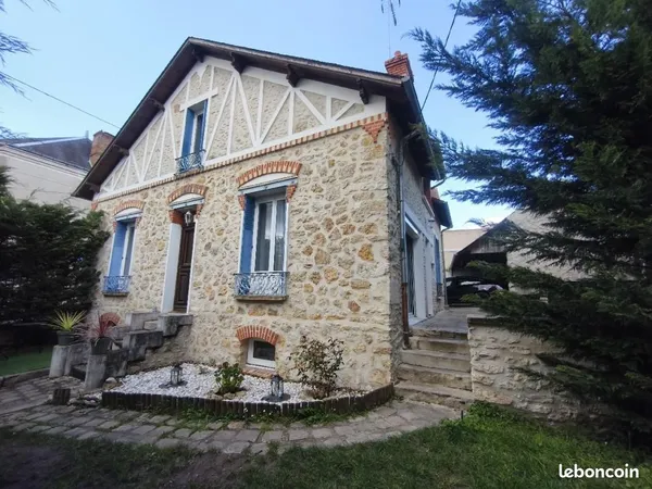 Maison 4 pièces 130 m²