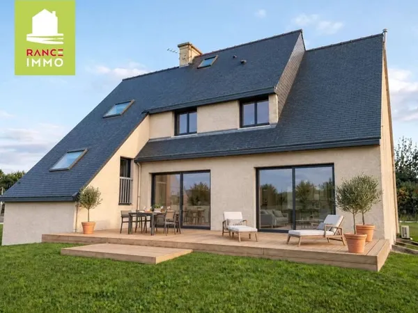 Maison 8 pièces 147 m²
