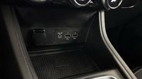 Renault Captur 1.3 TCe mild hybrid 140ch RS Line — photo 30