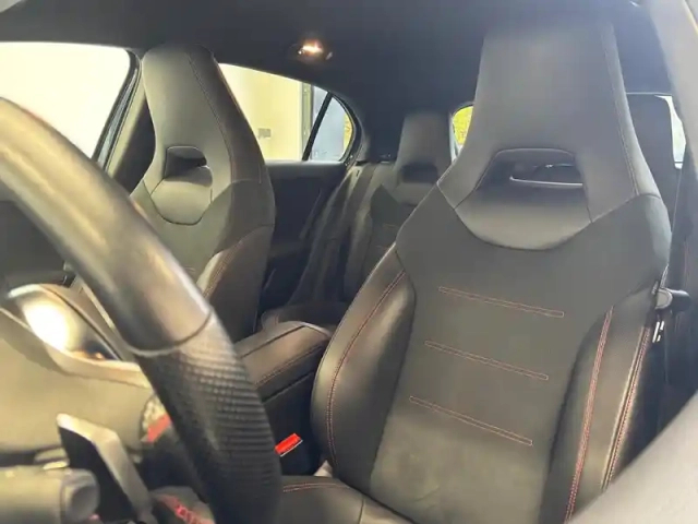Mercedes Classe A 250 7g-dct 4matic — photo 11