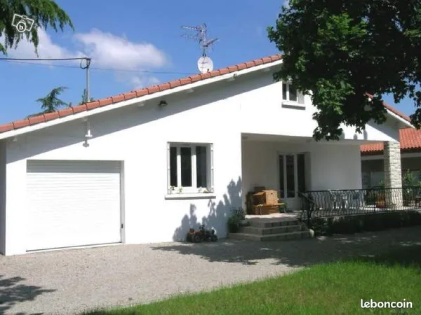 Villa T4 St Jory Centre. Terrain 980m2