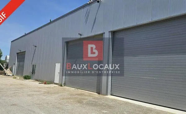 Local d'activité 500 m²