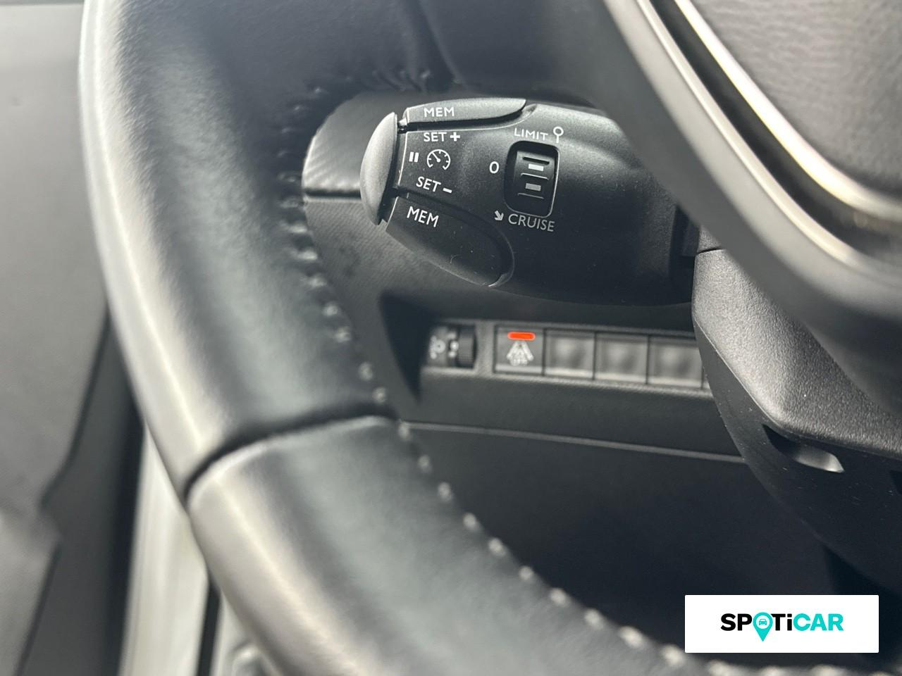 Peugeot 2008 1.2 puretech 100ch s&s style — photo 16