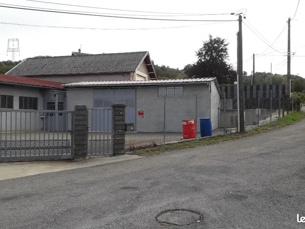 Local d’activité et entrepôt Vente Beauvoir-de-Marc 500m² 1250€